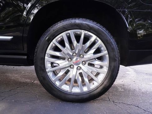 Used 2024 GMC Yukon Denali AWD/4WD image 37