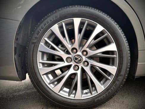 Used 2021 Lexus ES 300h w/ Premium Package FWD image 20