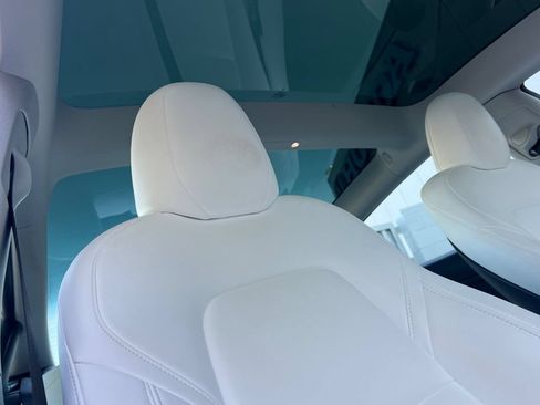 Used 2023 Tesla Model 3 Standard Range RWD image 17