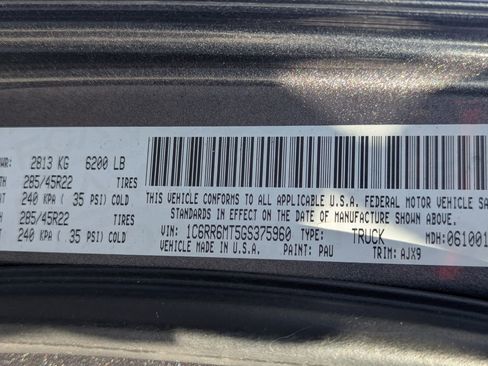 Used 2016 RAM 1500 Sport RWD image 36