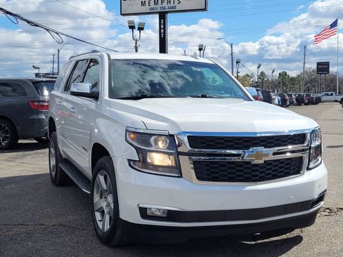 Used 2019 Chevrolet Tahoe Premier image 2