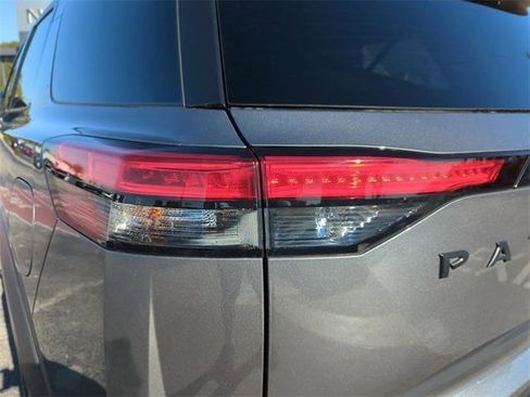 Certified 2023 Nissan Pathfinder SV w/ SV Premium Package image 14