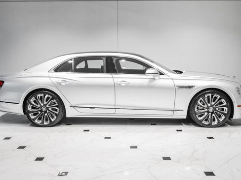 New 2026 Bentley Flying Spur Plug-In Hybrid AWD/4WD image 5