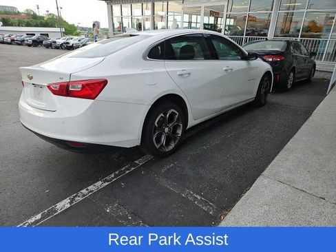 Used 2023 Chevrolet Malibu LT w/ Driver Confidence Package FWD image 6
