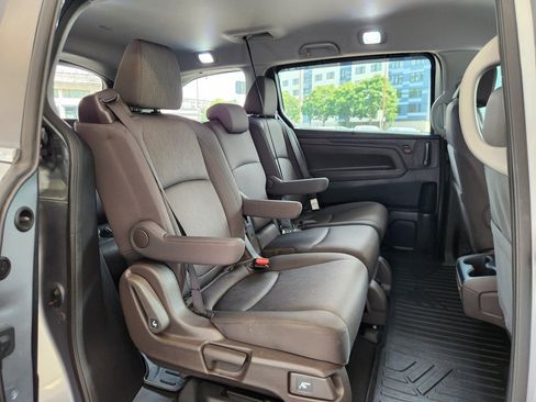 Used 2019 Honda Odyssey EX image 20