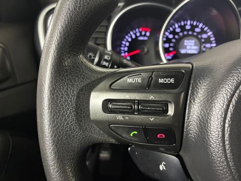 Used 2015 Kia Optima LX image 10