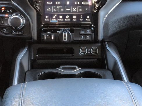 Certified 2022 RAM 1500 Big Horn w/ Back Country Package AWD/4WD image 18