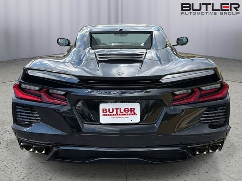Used 2024 Chevrolet Corvette Stingray Premium Conv w/ Z51 Performance Package RWD image 5
