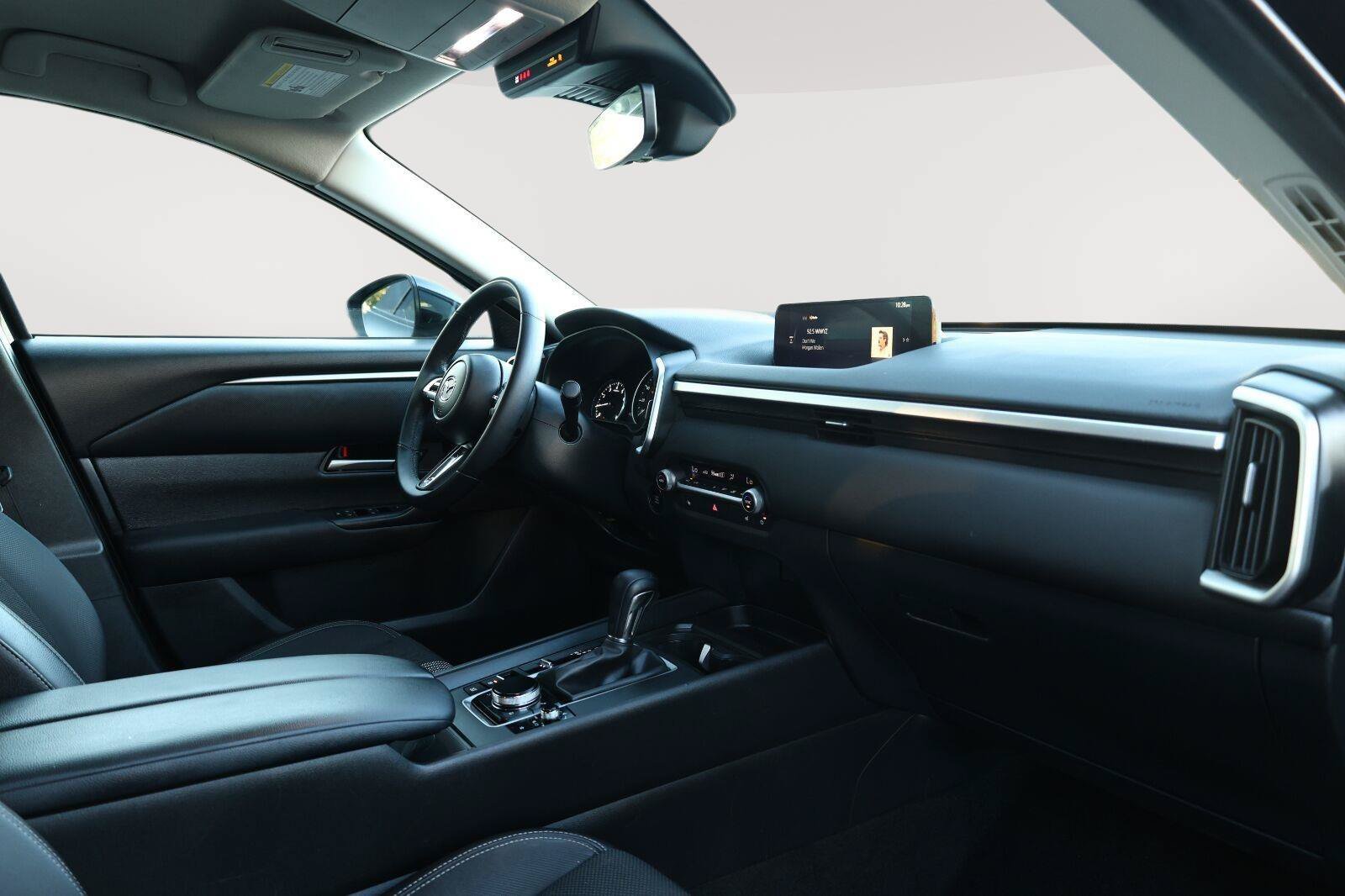 Used 2025 MAZDA CX-50 AWD 2.5 S w/ Preferred Package image 23