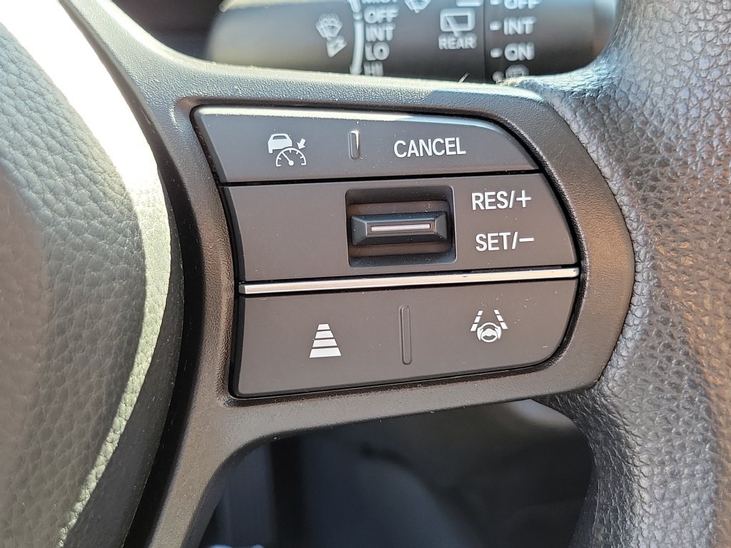 Certified 2025 Honda HR-V LX image 25