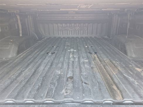 Used 2024 Chevrolet Silverado 2500 ZR2 w/ Technology Package image 24