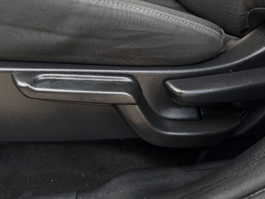 Used 2020 Honda HR-V EX image 25