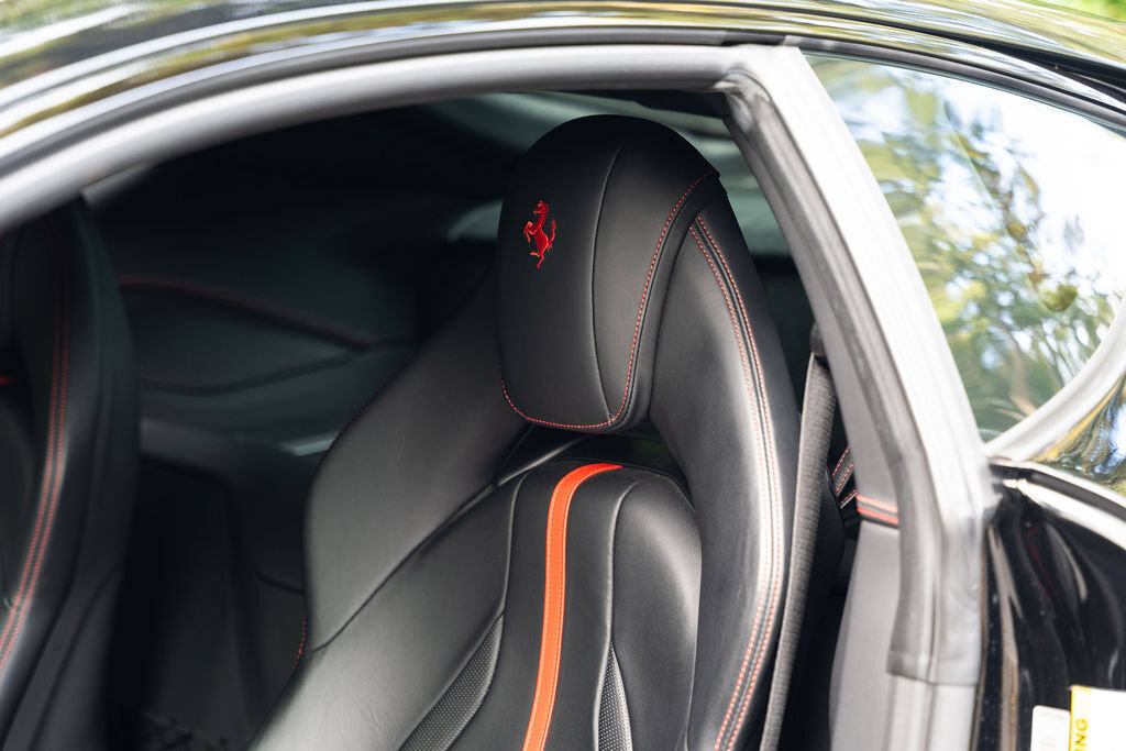 Used 2020 Ferrari 812 Superfast RWD image 6