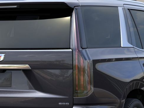 New 2026 Cadillac Escalade Platinum Luxury w/ LPO, Radiant Package AWD/4WD image 12
