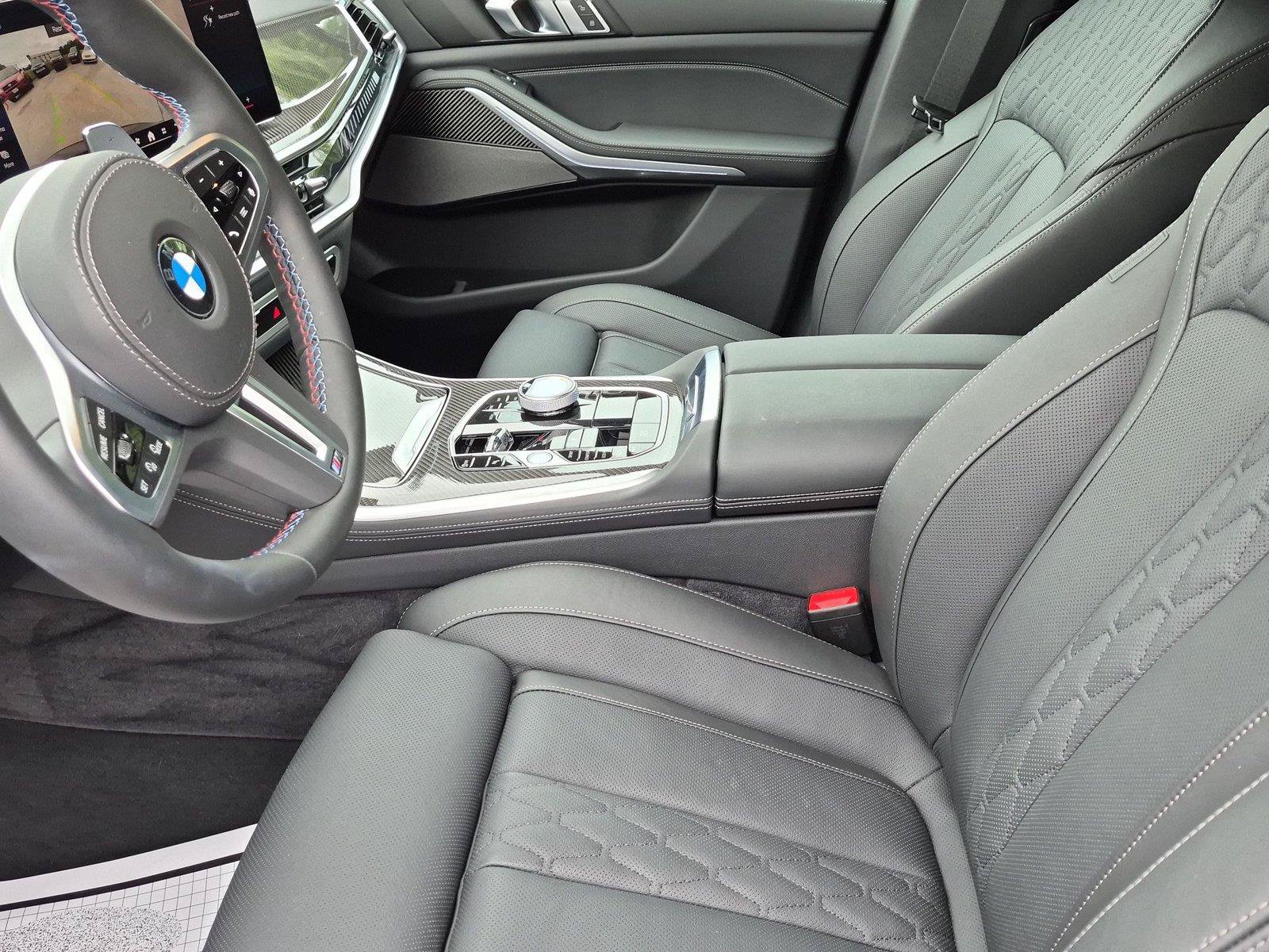 Used 2025 BMW X5 M60i AWD/4WD image 17