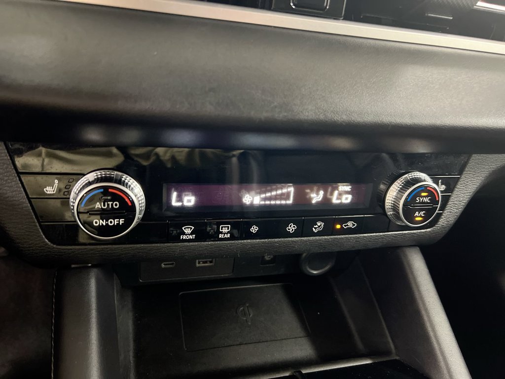 Used 2024 Mitsubishi Outlander SE FWD image 17