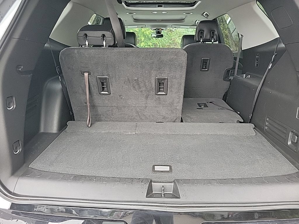 Used 2018 Chevrolet Traverse Premier w/ Redline Edition AWD/4WD image 33