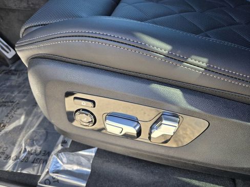 New 2026 BMW X5 xDrive50e w/ M Sport Package image 27