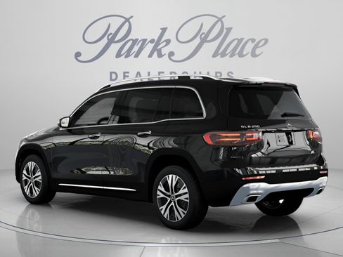 Certified 2026 Mercedes-Benz GLB 250 image 13