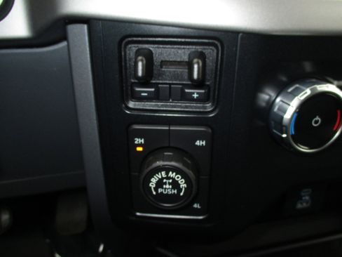 Used 2023 Ford F150 XLT w/ Equipment Group 301A Mid image 32