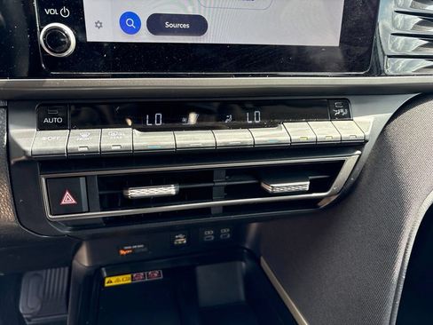Used 2025 Toyota Camry LE FWD image 16