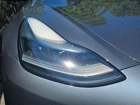 Used 2021 Tesla Model 3 Long Range AWD/4WD image 25