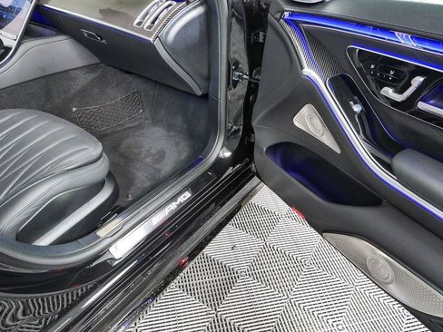 Used 2025 Mercedes-Benz S 63 AMG S image 26