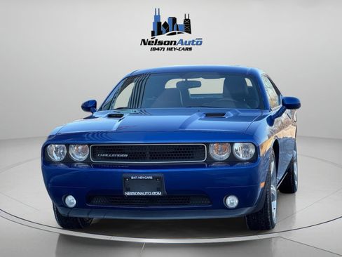 Used 2012 Dodge Challenger SXT Plus image 10