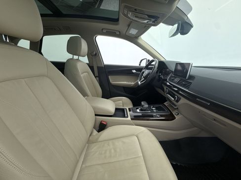Used 2018 Audi Q5 2.0T Premium Plus w/ Premium Plus Package image 14