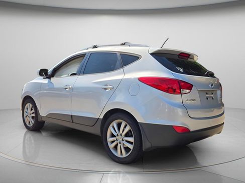 Used 2012 Hyundai Tucson Limited FWD image 6