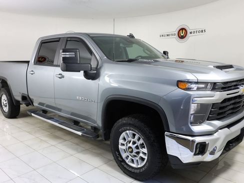 Used 2024 Chevrolet Silverado 2500 LT w/ Convenience Package AWD/4WD image 35