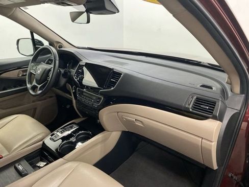 Used 2022 Honda Pilot Touring image 25