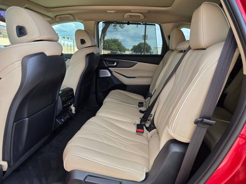 Certified 2025 Acura MDX SH-AWD w/ Advance Package image 14