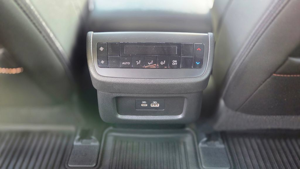 Used 2024 Nissan Pathfinder Rock Creek AWD/4WD image 23