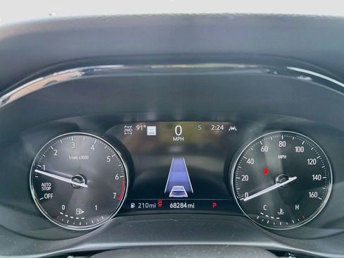 Used 2023 Buick Envision Avenir AWD/4WD image 13