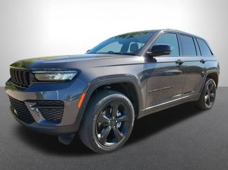 Used 2024 Jeep Grand Cherokee Altitude AWD/4WD 360° Tour
