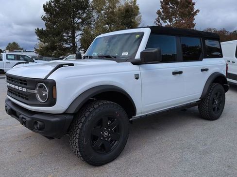 New 2025 Ford Bronco Big Bend w/ Black Diamond Package image 7