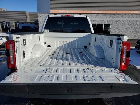 New 2026 Ford F250 Lariat w/ Lariat Premium Package image 34