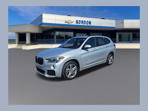 Used 2018 BMW X1 xDrive28i AWD/4WD image 1