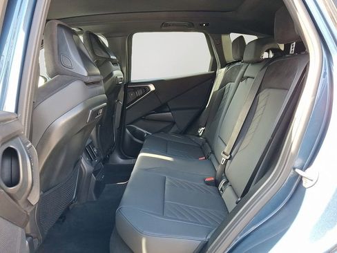 Certified 2025 BMW X3 xDrive30i w/ M Sport Package image 7