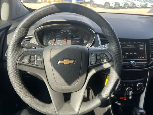 Used 2019 Chevrolet Trax LS w/ Tint and Cruise Package FWD image 15
