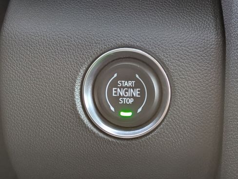 Used 2024 GMC Acadia Denali w/ Super Cruise Package image 36