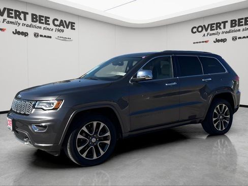 Used 2017 Jeep Grand Cherokee Overland image 3