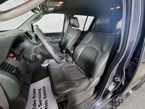 Used 2011 Nissan Pathfinder Silver w/ Protection Pkg image 21
