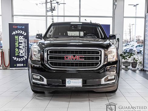 Used 2017 GMC Yukon SLT RWD image 2