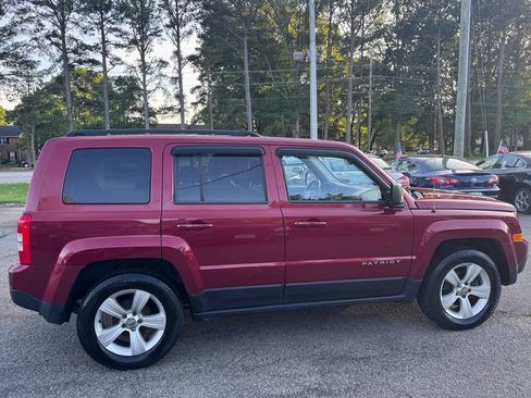Used 2016 Jeep Patriot Sport w/ Power Value Group FWD image 11