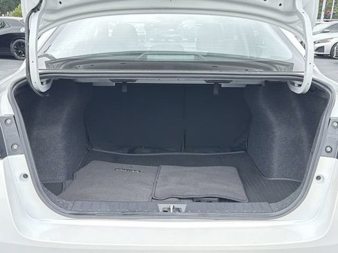Certified 2025 Nissan Versa SV w/ Trunk Package FWD image 28
