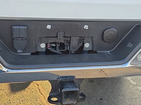 Used 2024 GMC Sierra 3500 SLE w/ SLE Value Package image 63