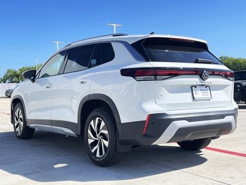 New 2025 Volkswagen Tiguan S image 5