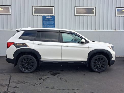Used 2023 Honda Passport EX-L image 9